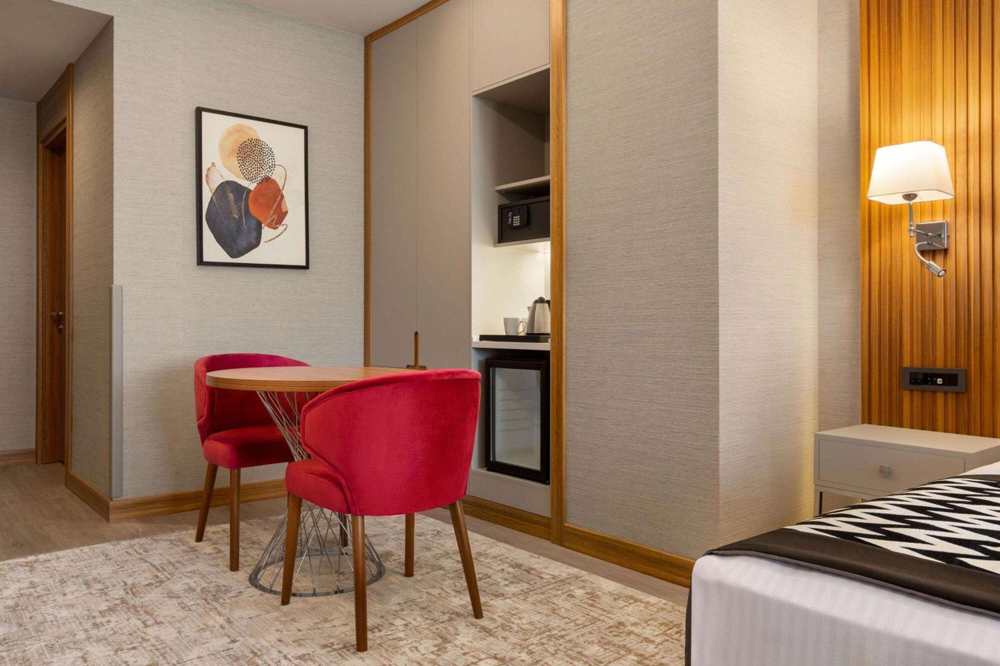 Ramada Encore By Wyndham Istanbul Sisli Extérieur photo